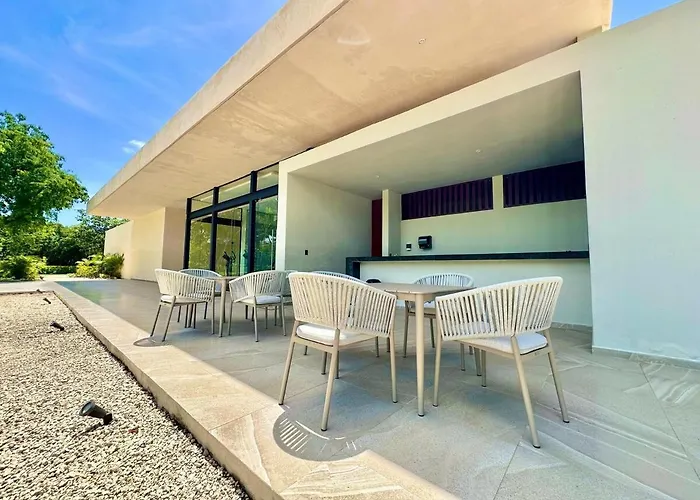 Family House W Private Pool Rooftop & Beachclub Casa de férias